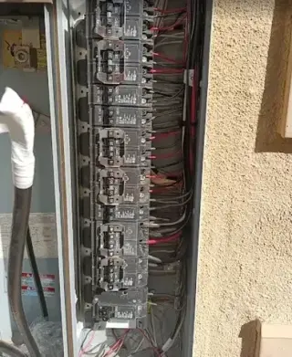¡ELECTRICISTAS EXPERTOS!