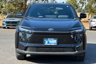 Toyota bZ 2026 XLE 4dr Crossover