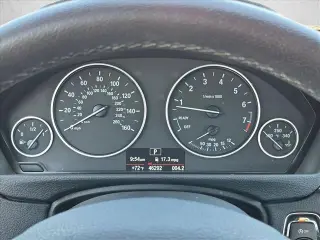 BMW Serie 3 2014 328i 4dr Sedán SULEV