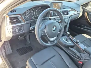 BMW Serie 3 2014 328i 4dr Sedán SULEV