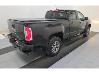 GMC Canyon 2022 4x4 AT4 4dr Crew Cab 5 ft. SB (Tela)