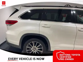 Toyota Highlander 2017 SE 4dr SUV