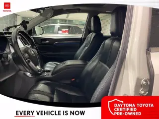 Toyota Highlander 2017 SE 4dr SUV