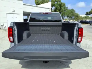 GMC Sierra 1500 2024 4x2 Elevation 4dr Crew Cab 5.8 ft. SB