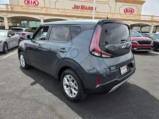 Kia Soul 2023 S 4dr Crossover