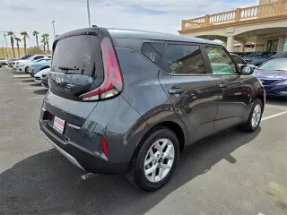 Kia Soul 2023 S 4dr Crossover