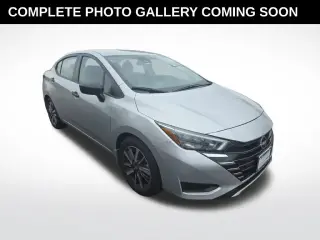 Sedán Nissan Versa 2025 S 4 puertas CVT