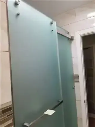 🚪PUERTAS Y VENTANAS DE VIDRIO