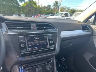 Volkswagen Tiguan 2021 AWD S 4Motion SUV de 4 puertas