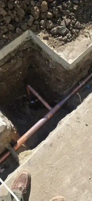 💧🚿 ¡Plomería Confiable! 🔧