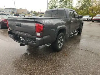 Toyota Tacoma 2018 4x4 TRD Sport 4dr Double Cab 6.1 ft LB