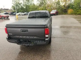 Toyota Tacoma 2018 4x4 TRD Sport 4dr Double Cab 6.1 ft LB