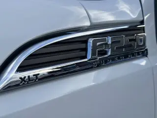 Ford F-250 Super Duty 2013