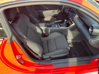 Toyota GR86 2026 2dr Coupe 6A