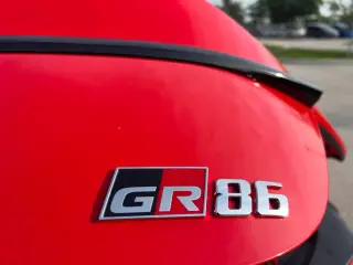 Toyota GR86 2026 2dr Coupe 6A