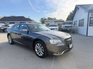 2018 Chrysler 300