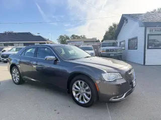 2018 Chrysler 300