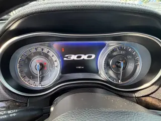 2018 Chrysler 300
