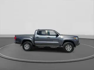 Toyota Tacoma 2017 4x2 TRD Off-Road 4dr Double Cab 5.0 ft SB