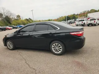 Toyota Camry 2017 LE 4dr Sedán