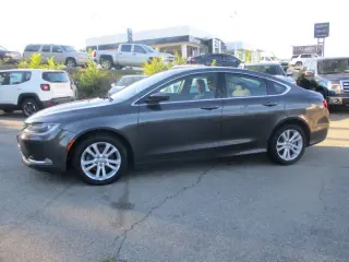 2016 Chrysler 200