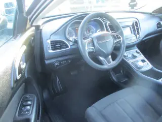 2016 Chrysler 200