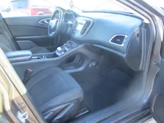 2016 Chrysler 200