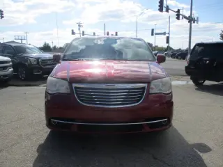 Chrysler Town and Country 2012