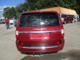 Chrysler Town and Country 2012