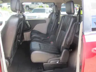 Chrysler Town and Country 2012