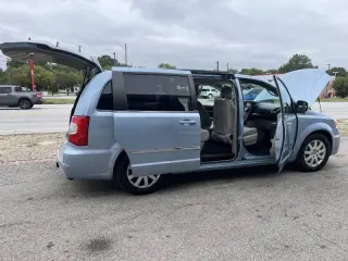 2013 Chrysler Town and Country