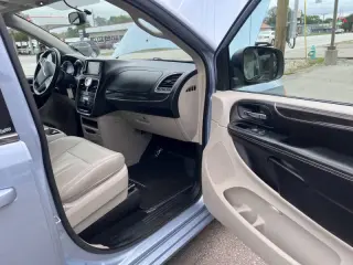 2013 Chrysler Town and Country