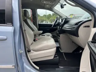 2013 Chrysler Town and Country