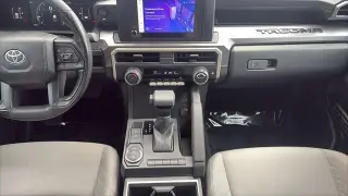 Toyota Tacoma 2024 4x2 SR5 4dr Double Cab 5.0 ft SB