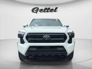 Toyota Tacoma 2024 4x2 SR5 4dr Double Cab 5.0 ft SB