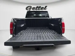 Toyota Tacoma 2024 4x2 SR5 4dr Double Cab 5.0 ft SB