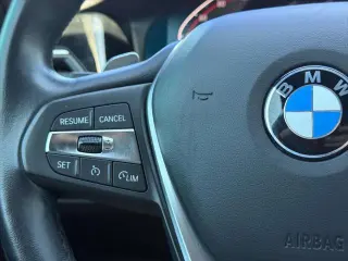 BMW Serie 3 2022 330i 4dr Sedán