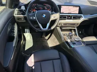 BMW Serie 3 2022 330i 4dr Sedán