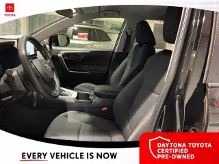 Toyota RAV4 2025 LE 4dr SUV