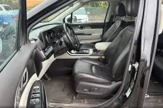 2023 Kia Carnival