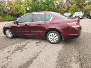 Honda Accord 2012 LX 4dr Sedan 5M