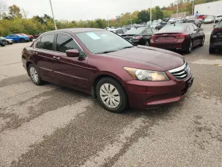 Honda Accord 2012 LX 4dr Sedan 5M