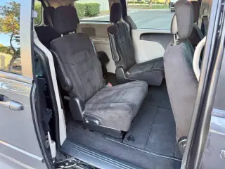 Dodge Grand Caravan 2012