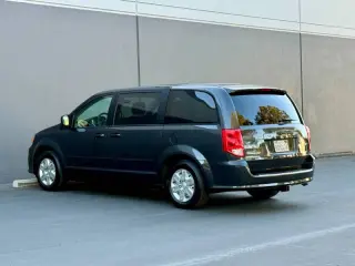 Dodge Grand Caravan 2012