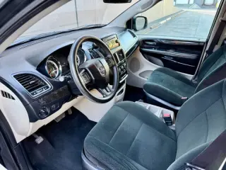 Dodge Grand Caravan 2012