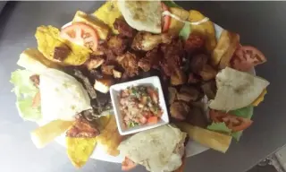 RESTAURANTE SALVADOREÑO
