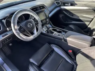 2017 Nissan Maxima