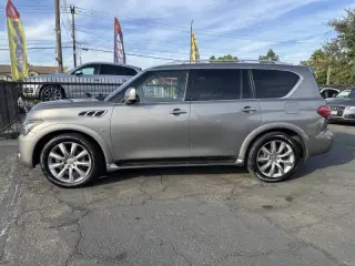 2014 Infiniti QX80