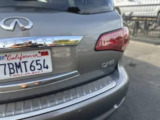 2014 Infiniti QX80