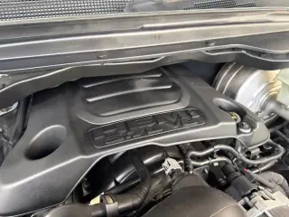 Ram 1500 2021 4x2 Laramie 4dr Crew Cab 5.6 ft. SB Pickup